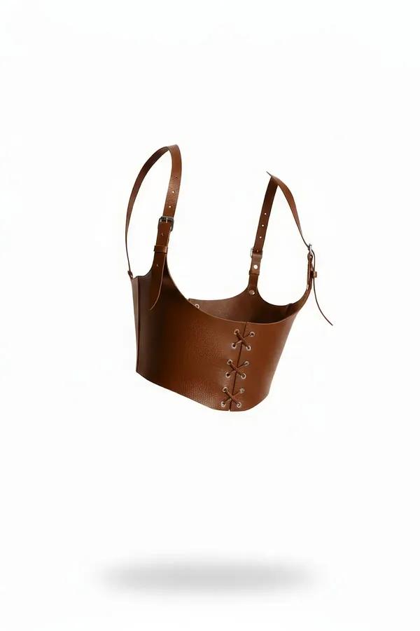 bağcıklı ön rondelalar ve geniş ayarlanabilir omuz askılı konyak suni deri underbust harness, yan açı