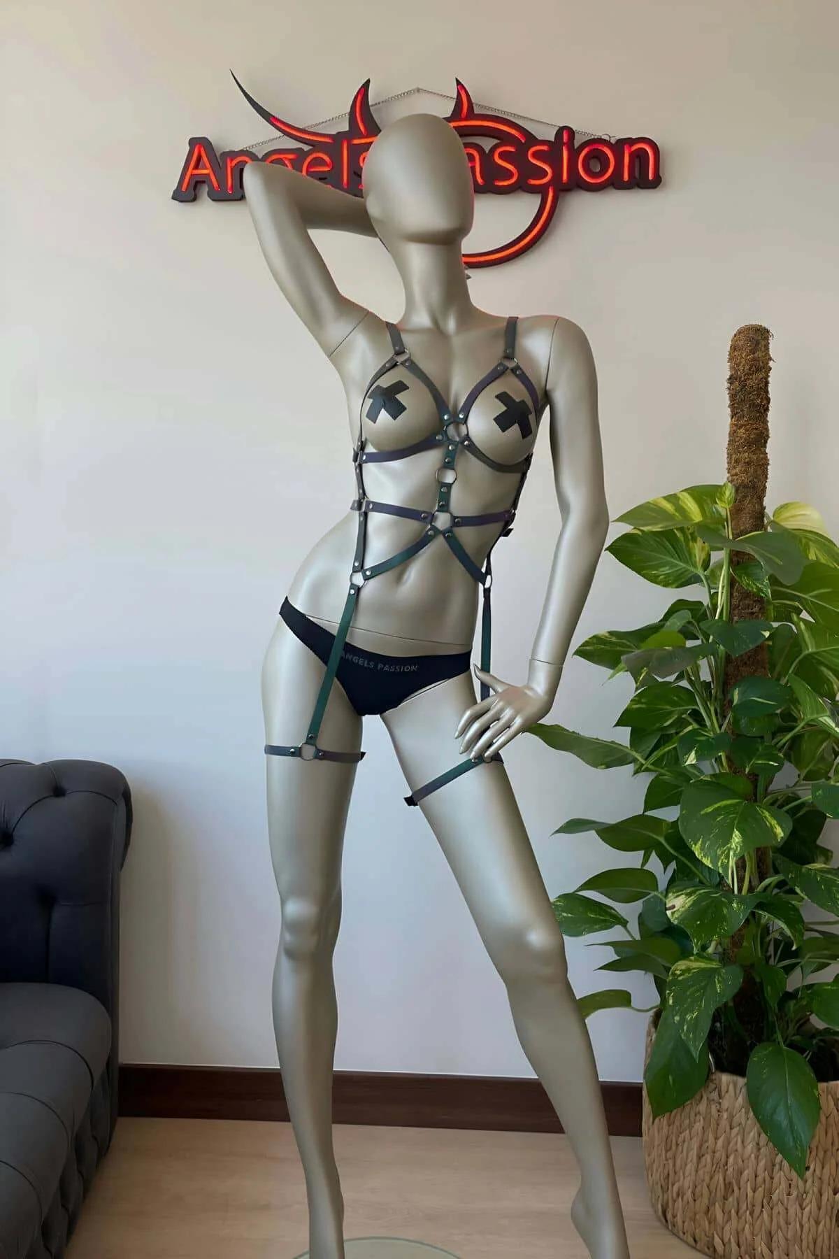 Reflektörlü Harness Kadın – Neon Etkili Beden Aksesuarı